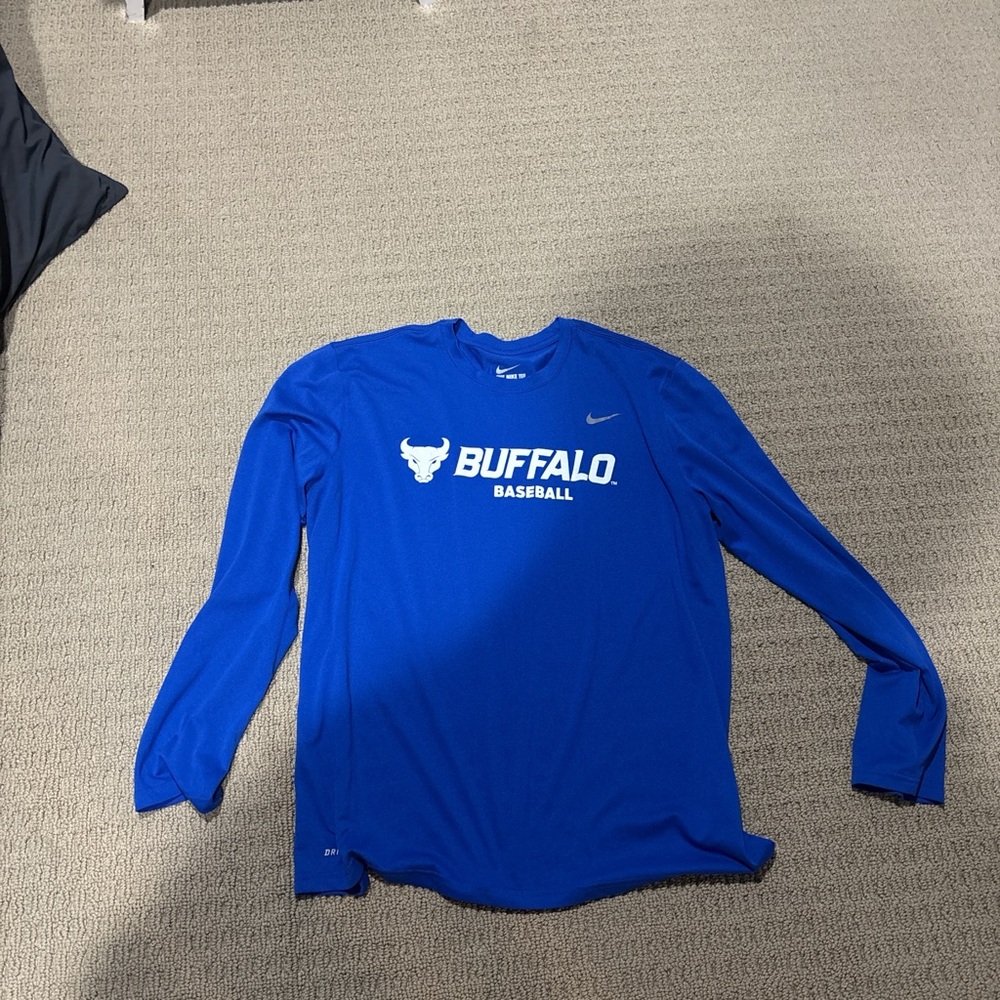 Nike dri-fit Royal Blue Buffalo Baseball Long Sleeve Tee. Mens large